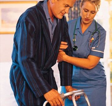 rehabilitáciu chôdze uľahčia vhodné pomôcky